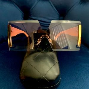 LUXURY CHANEL GLASSES